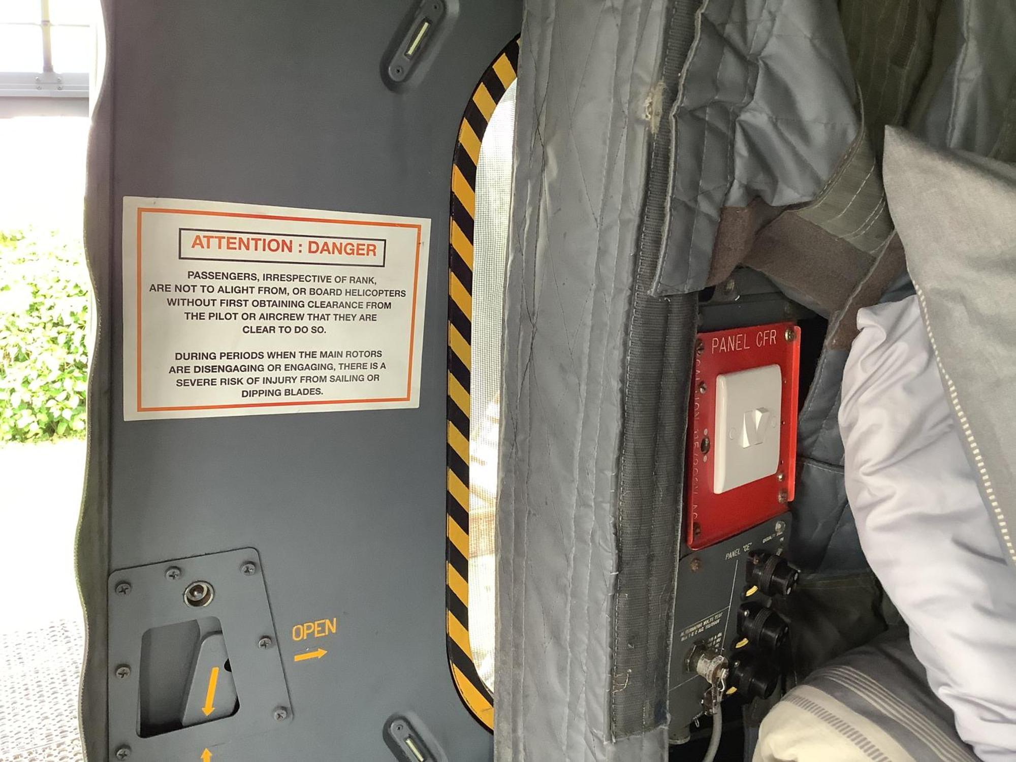 Haelarcher Helicopter Glamping Хелстън Екстериор снимка